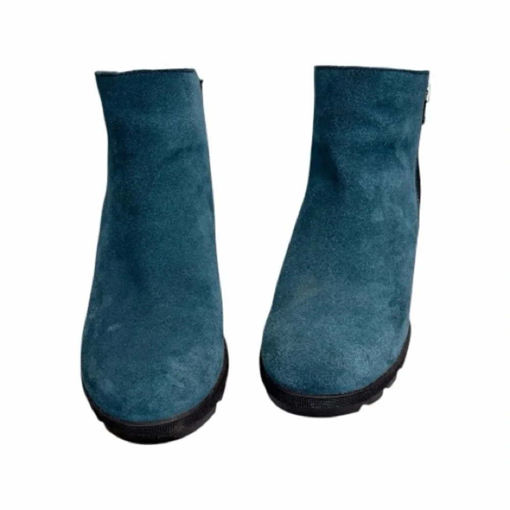 Sorel Joan of Arctic Wedge Booties Dark Seas Blue Suede Size 7 Gorpcore Urban